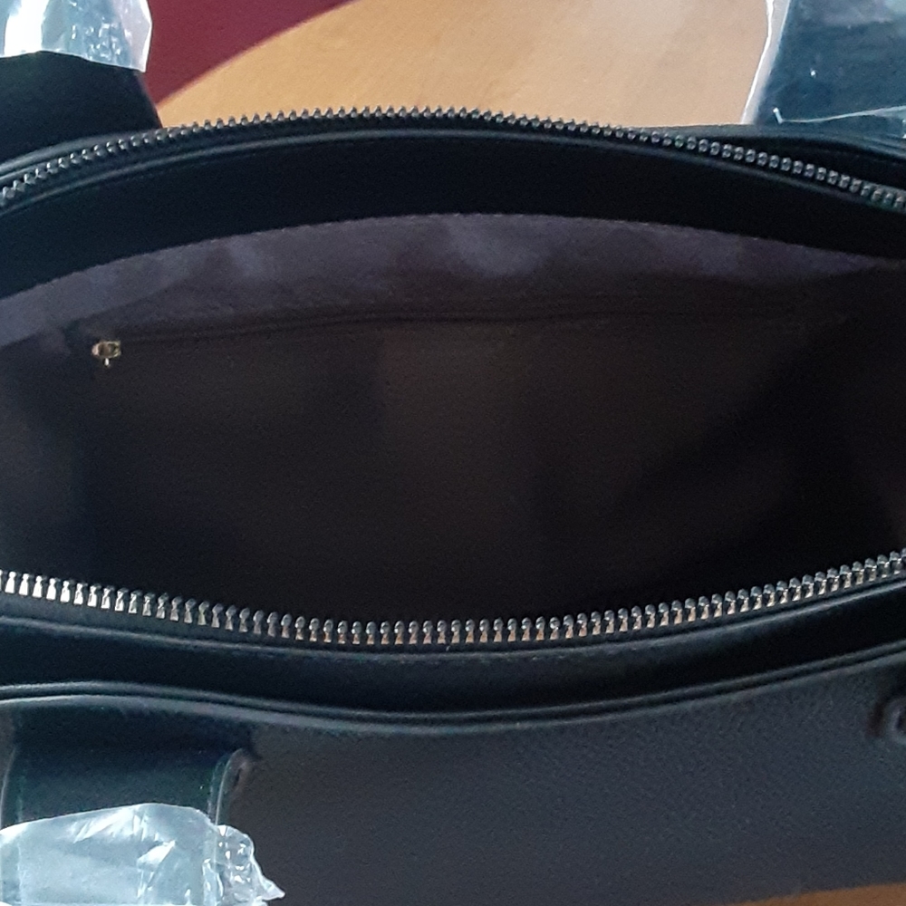 Handbag - Picture 3 of 5